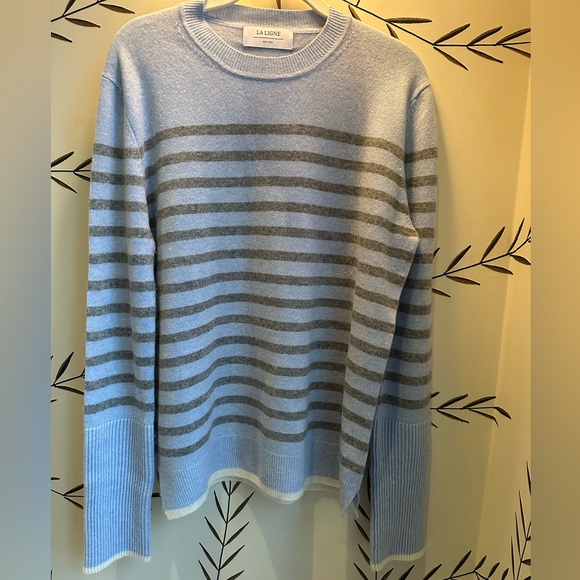 La Ligne Lean Lines Cashmere Sweater. Periwinkle. M. - Picture 2 of 4